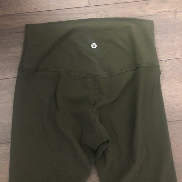 ❌SOLD❌🍋 Lululemon DARK OLIVE align pant 25” Sz. 8 - Picture 11 of 13
